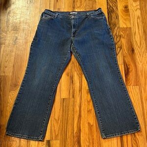 Levi’s relaxed Bootcut 16 short